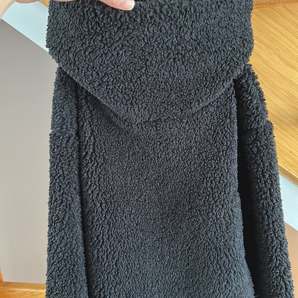 Lululemon Sherpa jacket size 6 - Picture 3 of 9